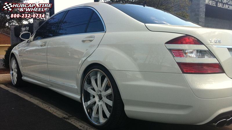 vehicle gallery/mercedes benz s63 dub x18 palazzo 22X9 Chrome w/ green accents wheels and rims