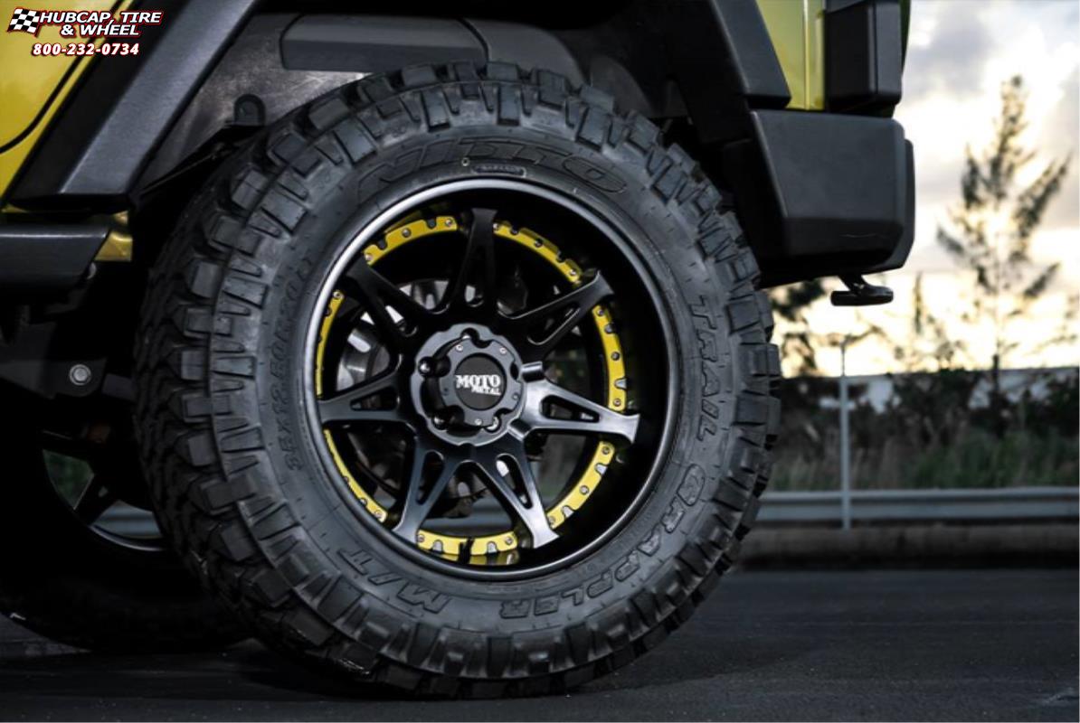 vehicle gallery/jeep wrangler moto metal mo961  Satin Black Yellow Insert wheels and rims