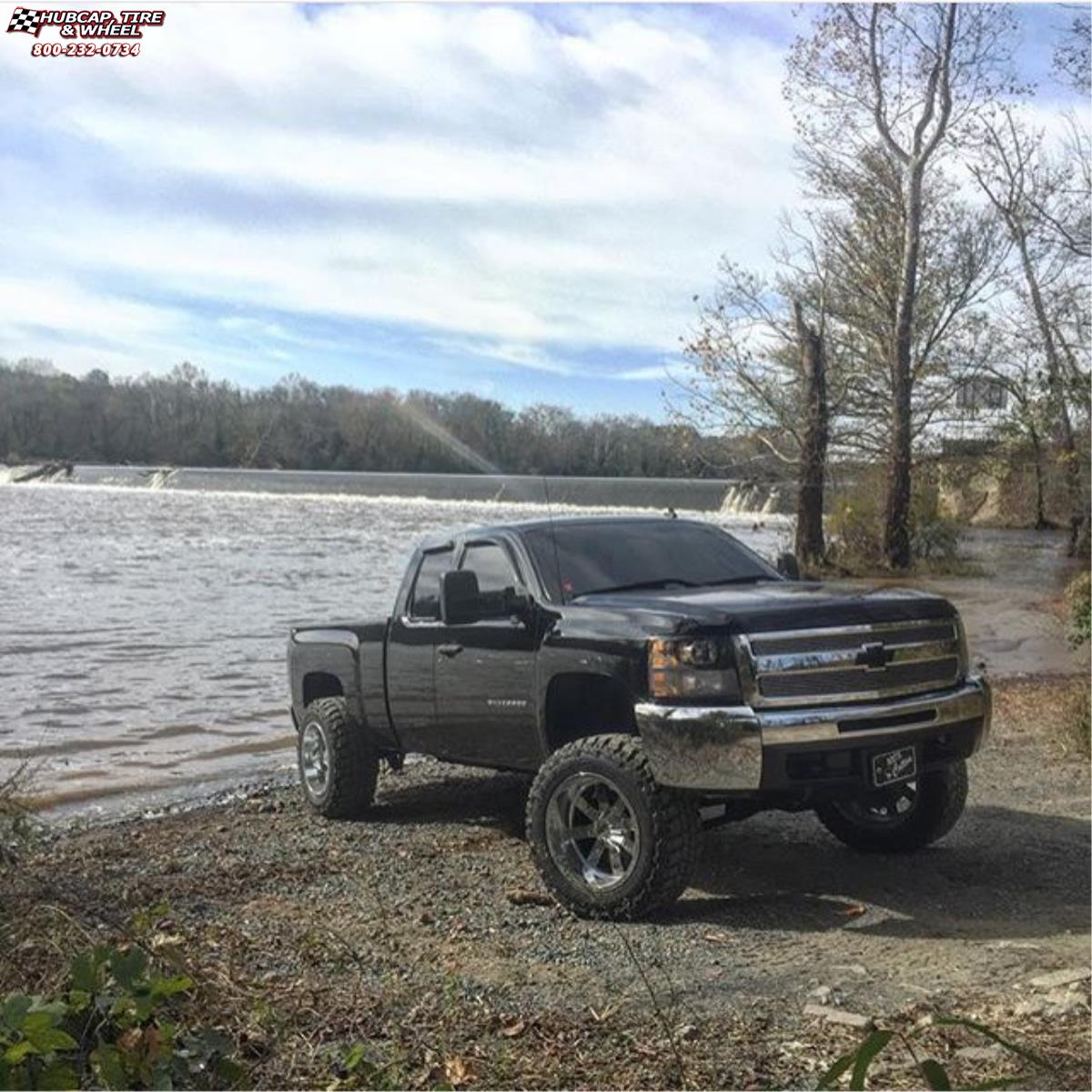 vehicle gallery/chevrolet silverado 1500 moto metal mo962  Chrome wheels and rims